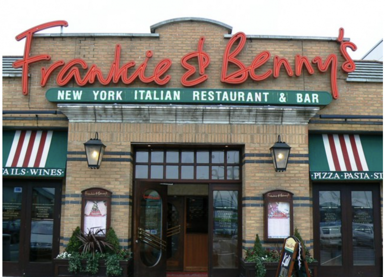 Frankie and Benny's Chain Signage