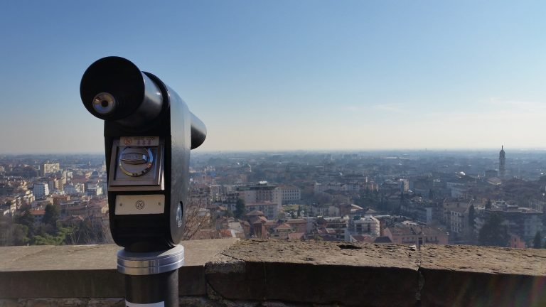 Binoculars to View Bergamo