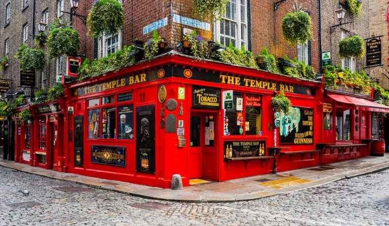 Irish Pub, The Temple Bar in Dublin