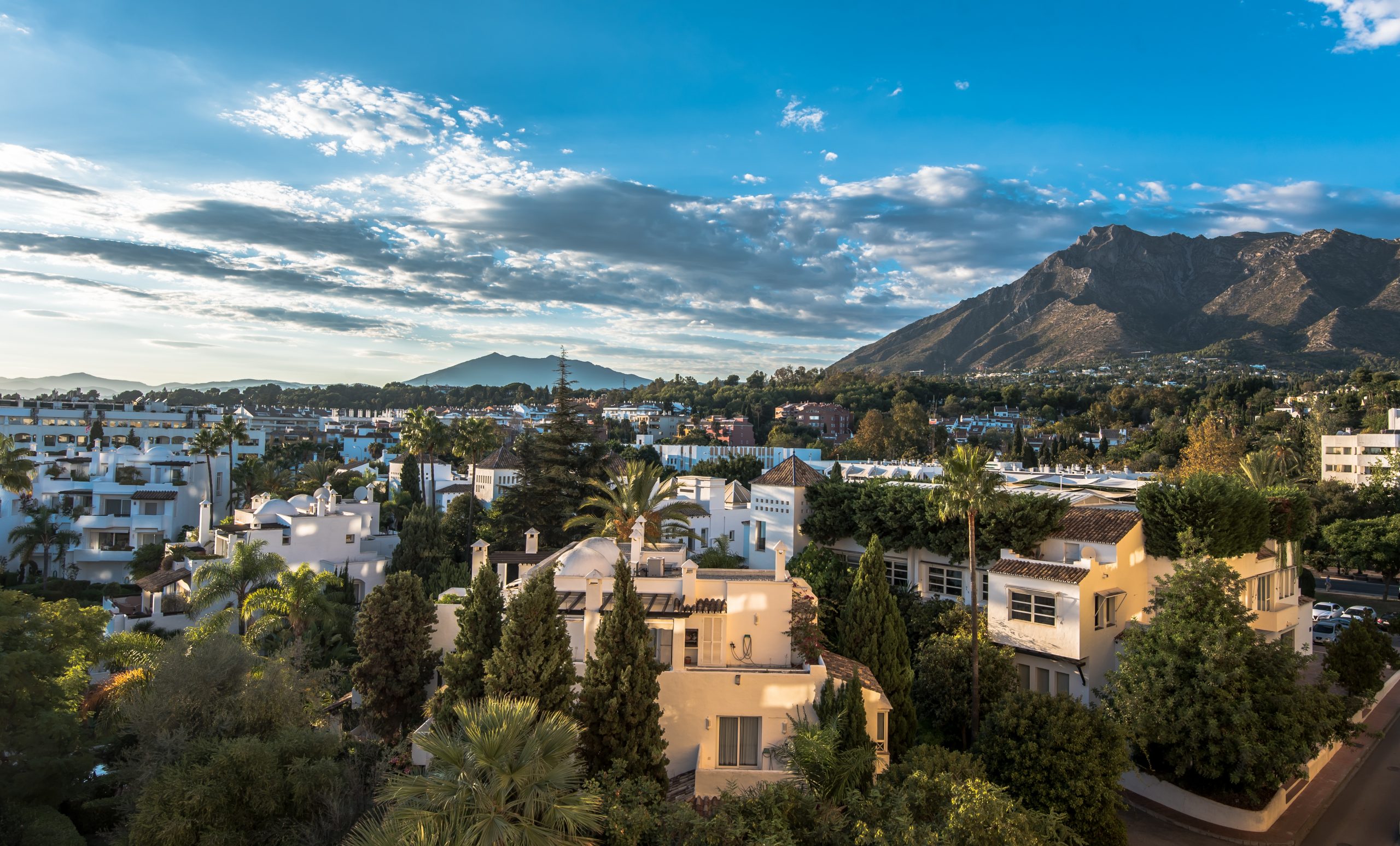 You are currently viewing Marbella, Costa del Sol: 10 Things To Know for Your Trip
