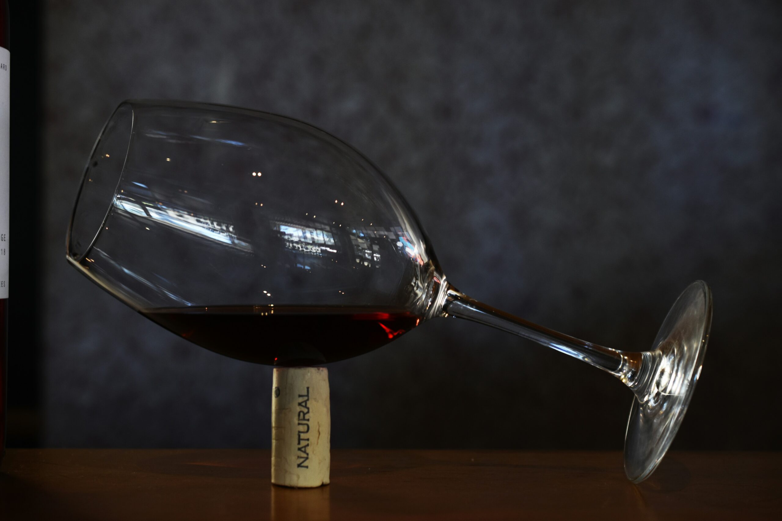 Read more about the article Discover Canadian Wine: Regions, Grapes, and What Makes It Unique